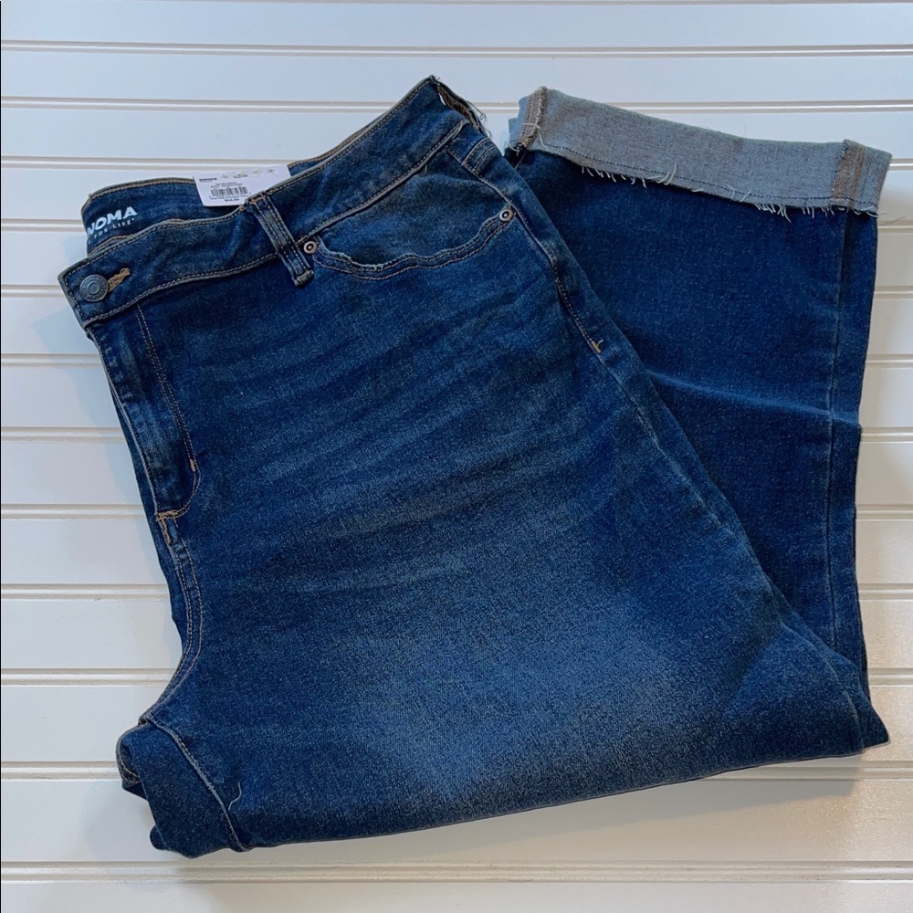 NWT 18R Sonoma Women's Straight Cropped Jeans Relaxed Hip & Thigh - Dark Blue